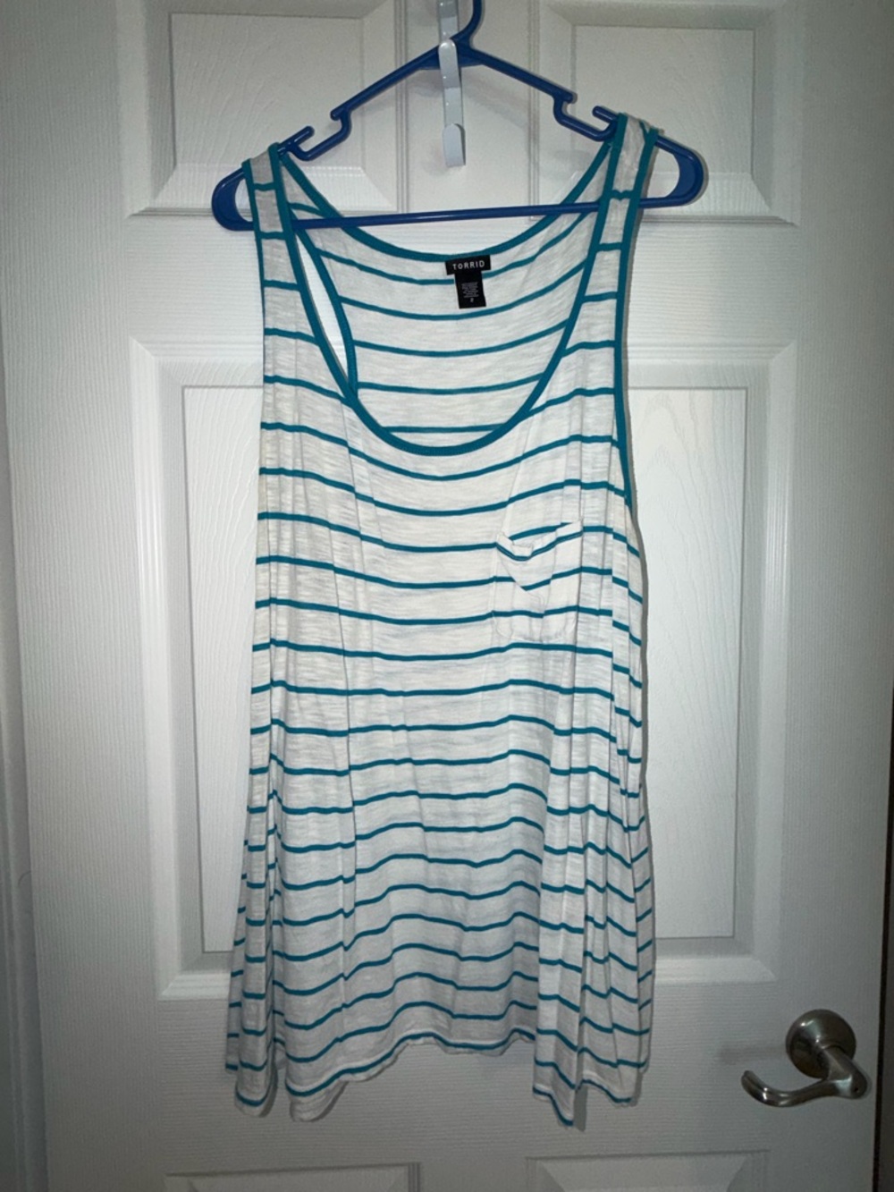 torrid White and Teal Striped Scoop Tank with pocket